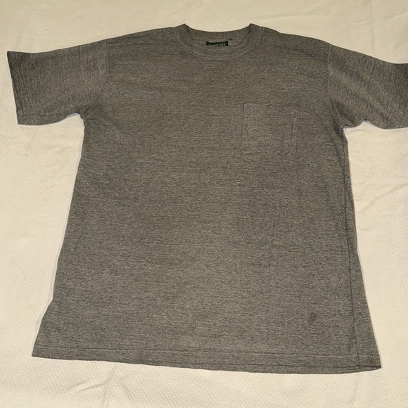 Men’s American Eagle T-Shirt - Picture 2 of 4